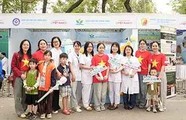 Vietnam National Children’s Hospital provides free health check-ups for hundreds of children at the first National Health Day Festival (7 April)